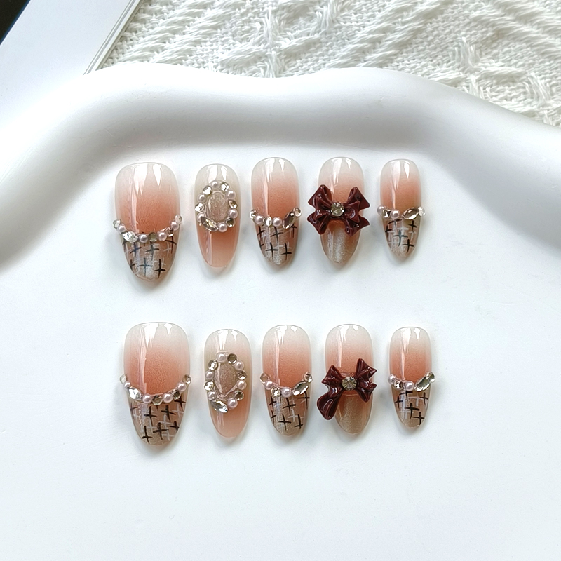 10 個フレンチスタイルのかわいいダイヤモンドがちりばめられ - Nail Art Elegan のレビューと価格