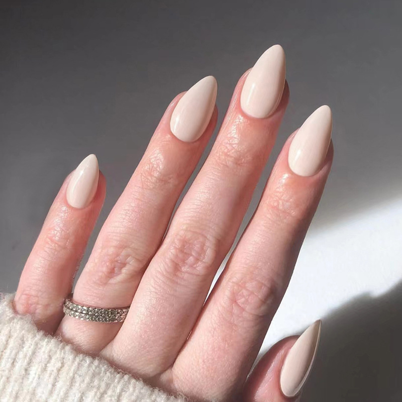 24枚入りソリッドカラーフェイクネイルセット、装着可能な赤い - Nail Art Red のレビューと価格